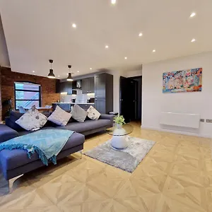  Apartment Aire New York Styled Luxury United Kingdom